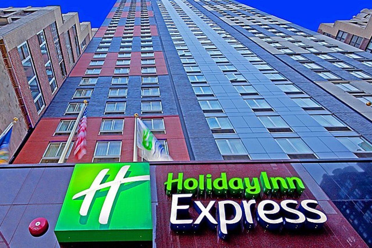 Holiday Inn Express - Times Square, An Ihg Hotel New York Exteriör bild